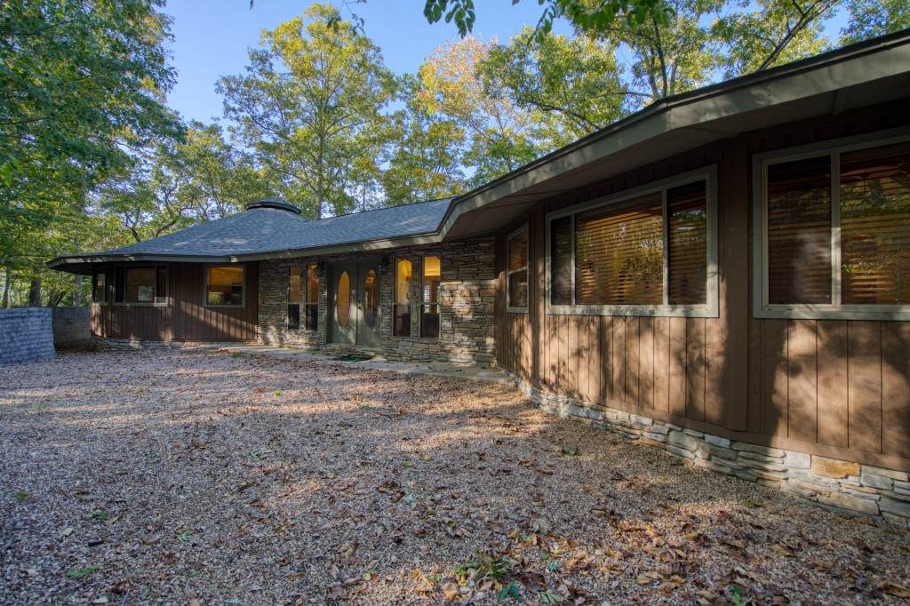 336 Paradise Cove Lane - Photo 1