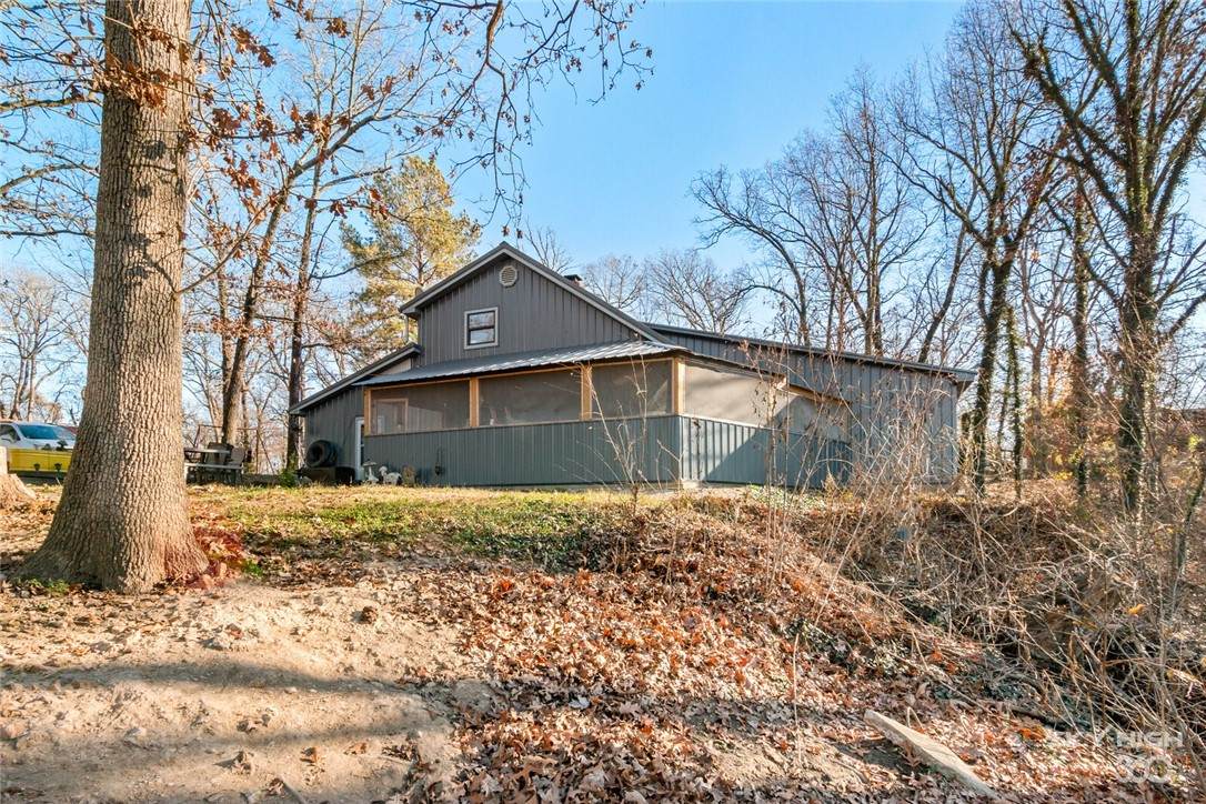 104 Deer Ridge Road - Photo 1