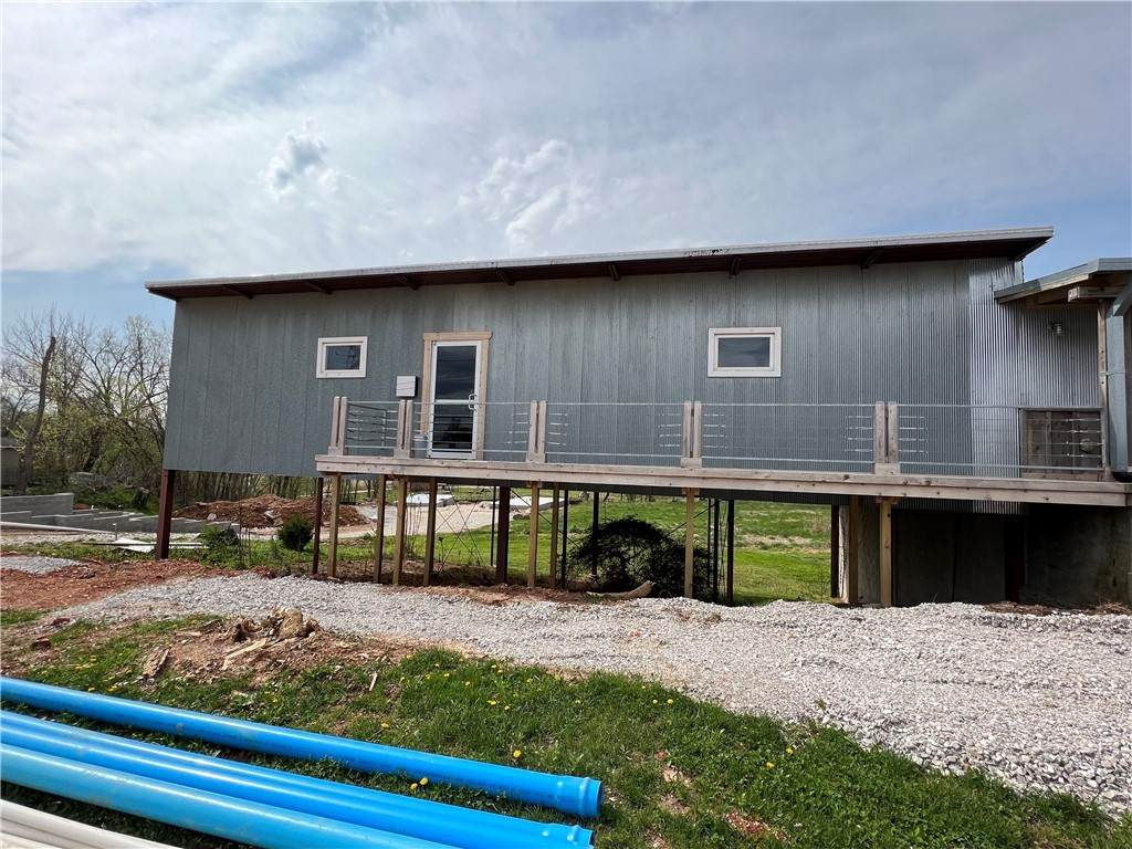 216 Poplar Street - Photo 1