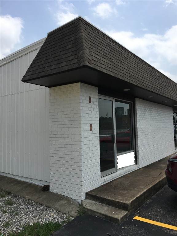 881 Dogwood Street - Photo 1