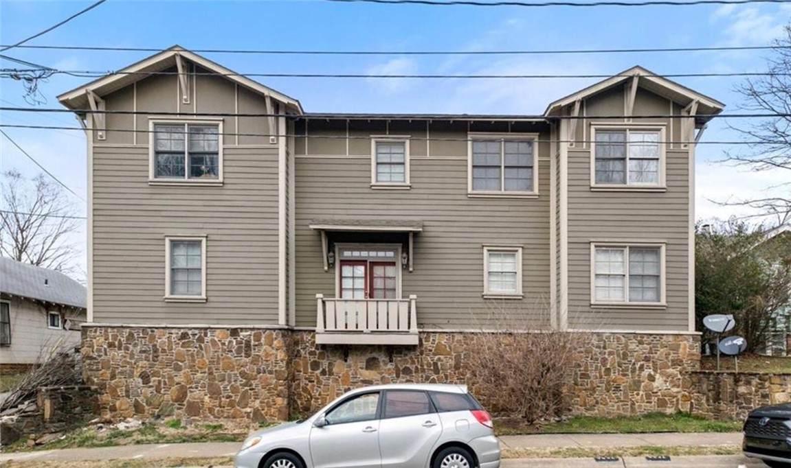 204 N Shipley Aly - Photo 1