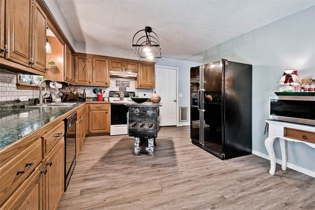 19 Harvey Road - Photo 1