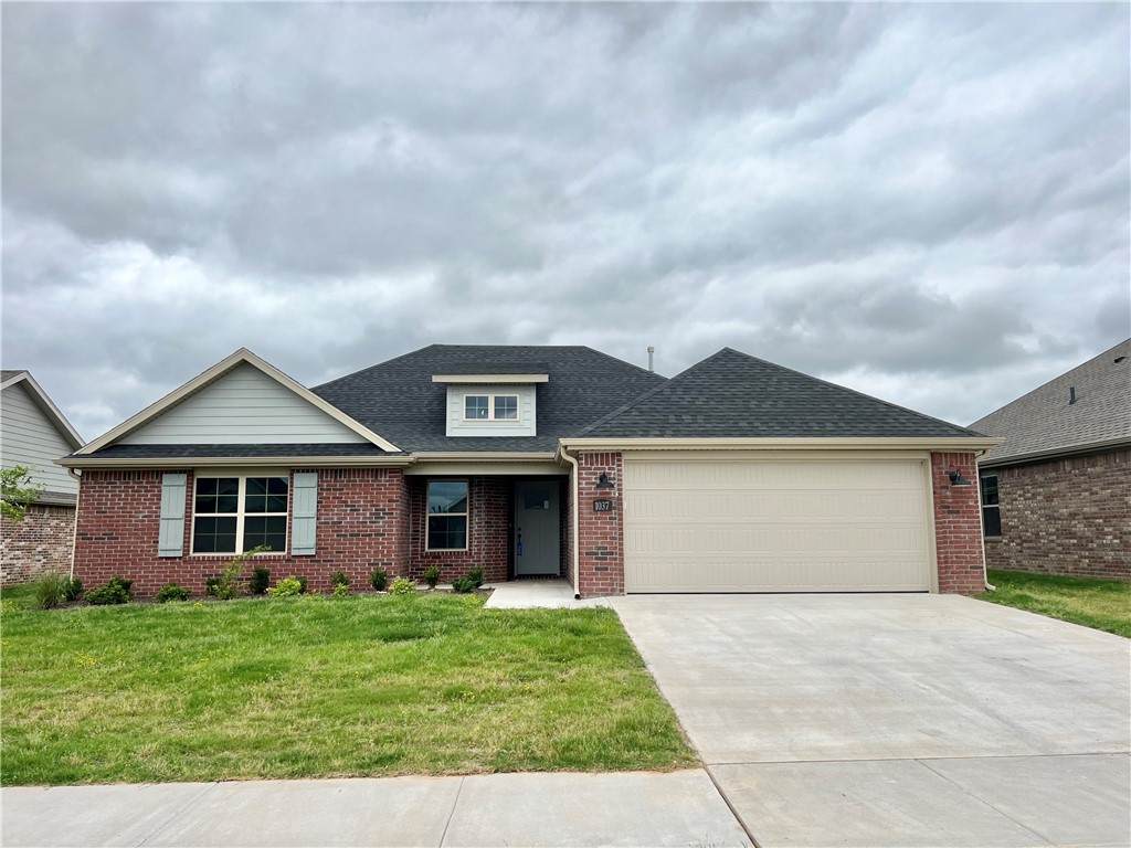 1037 Trailwood Street - Photo 1