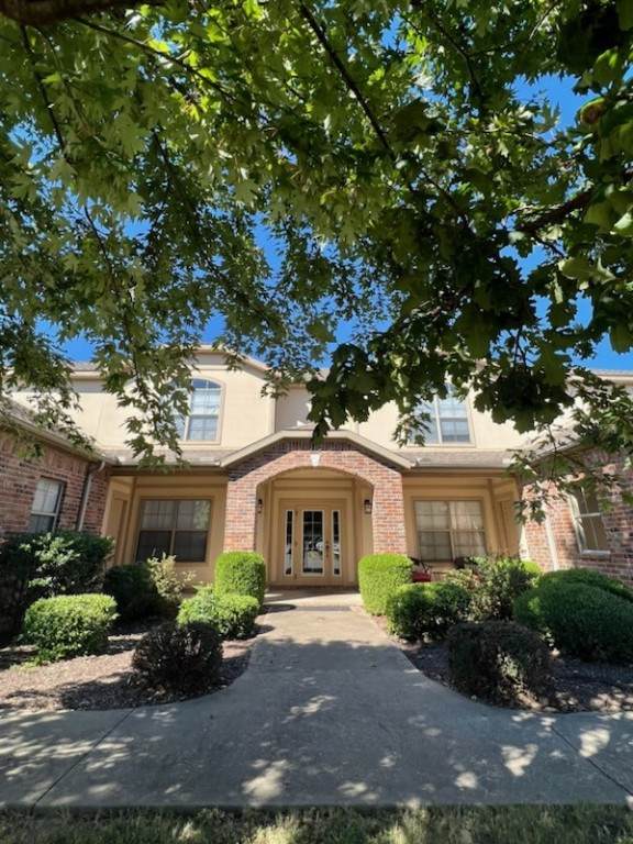 2673 Miranda Avenue - Photo 1