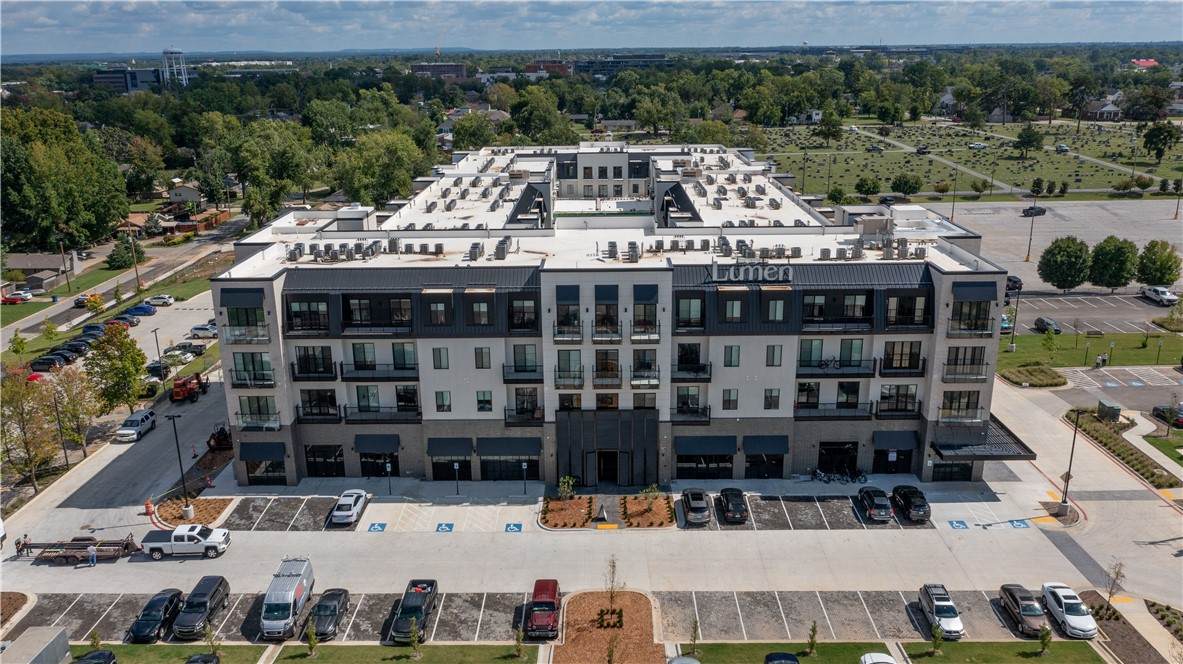 307 Walton Boulevard - Photo 1