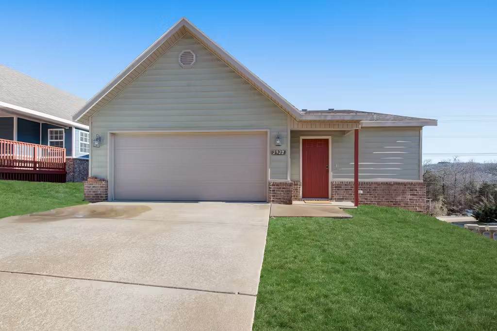 2922 Old Farmington Road - Photo 1