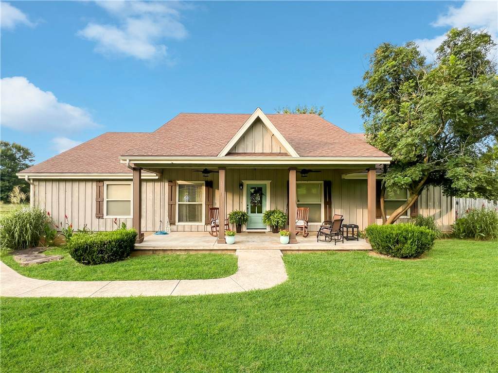 20452 Cedar Bluff Road - Photo 1