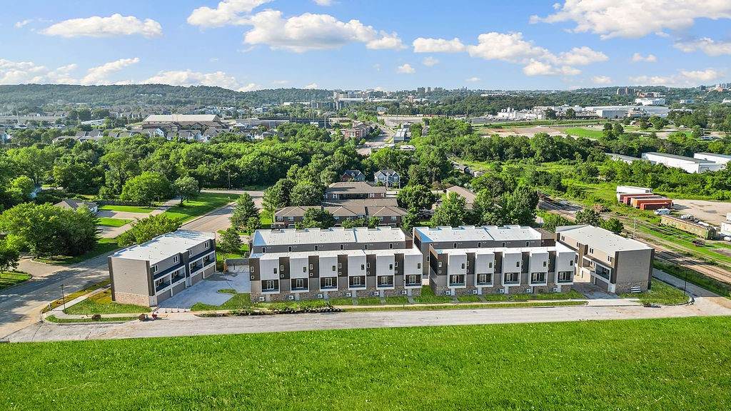 1982 Razorback Road - Photo 1