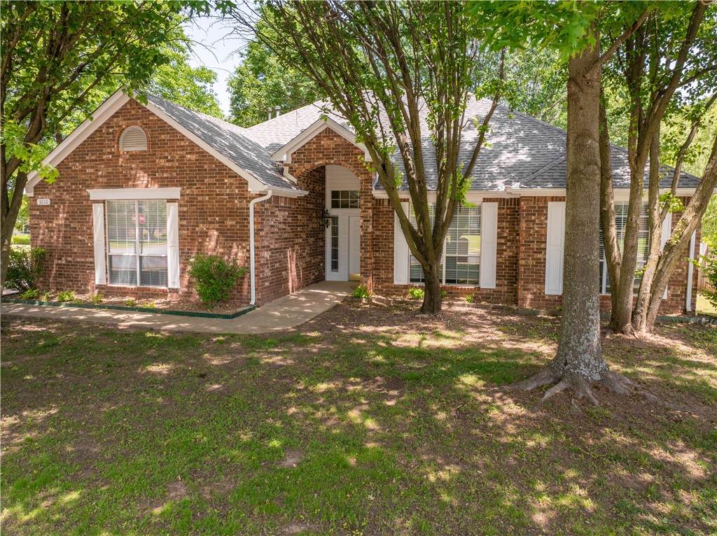 3210 Birch Place - Photo 1