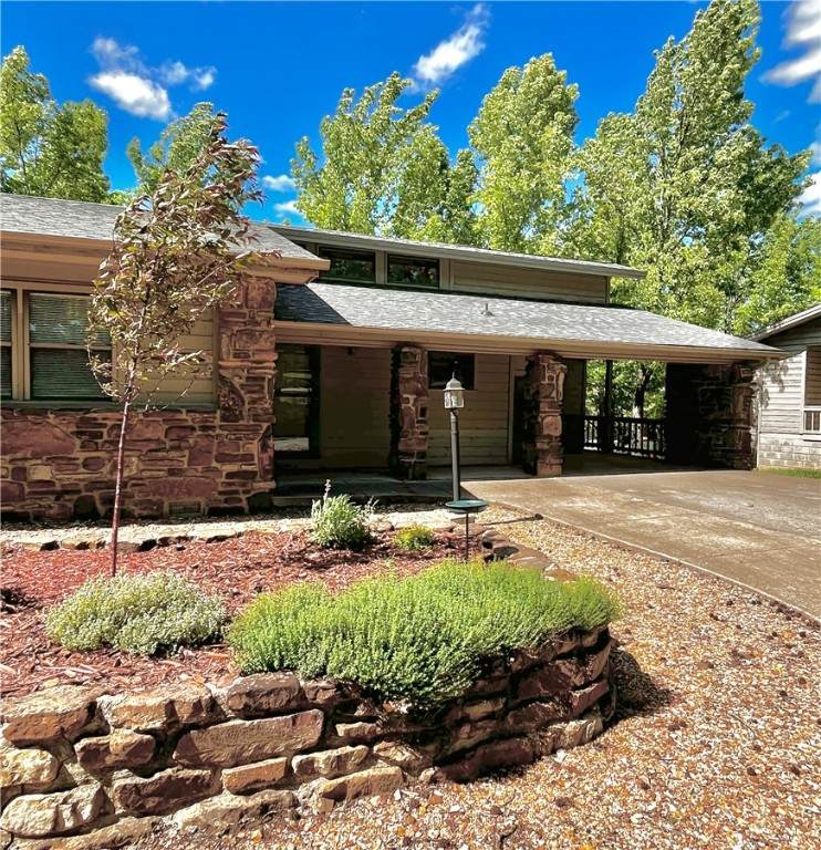 10 Wedgewood Lane - Photo 1