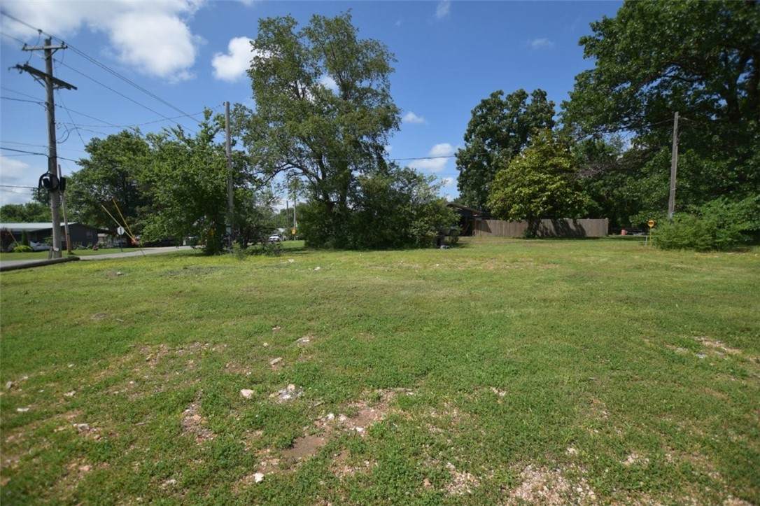 815 4th Street - Photo 1