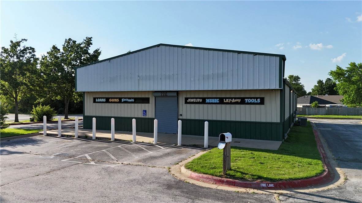 2310 14th Street - Photo 1