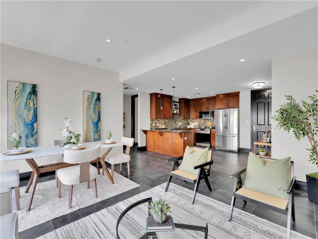 401 Watson Street - Photo 1