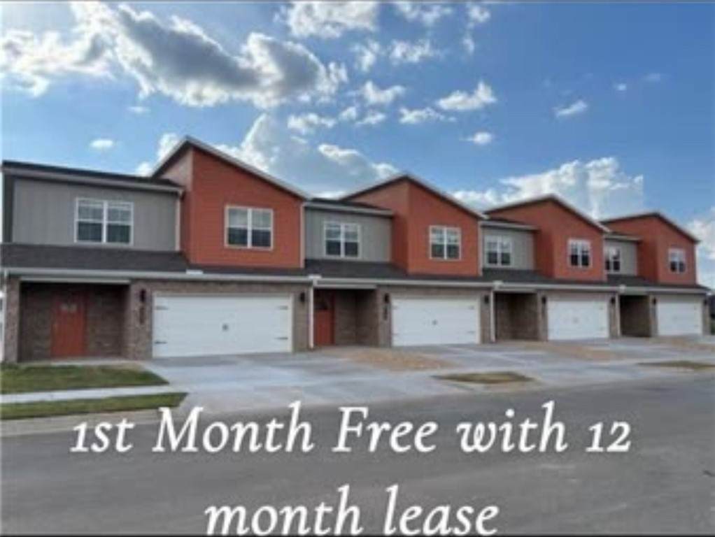 1020 Seaborn Way - Photo 1