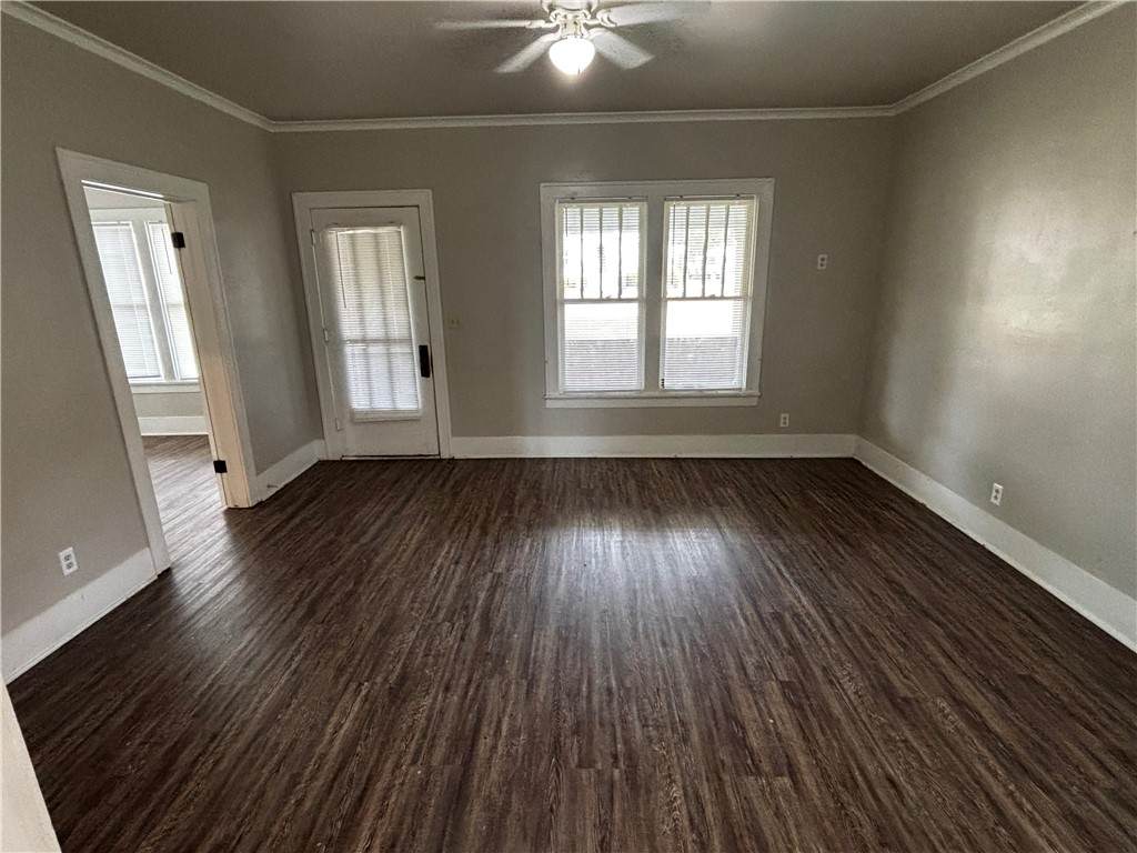 319 Rogers Street - Photo 1