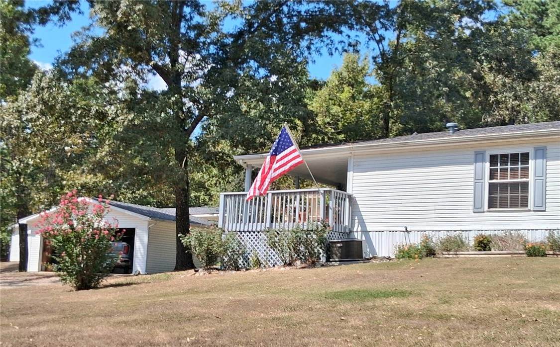 6238 62 Highway - Photo 1