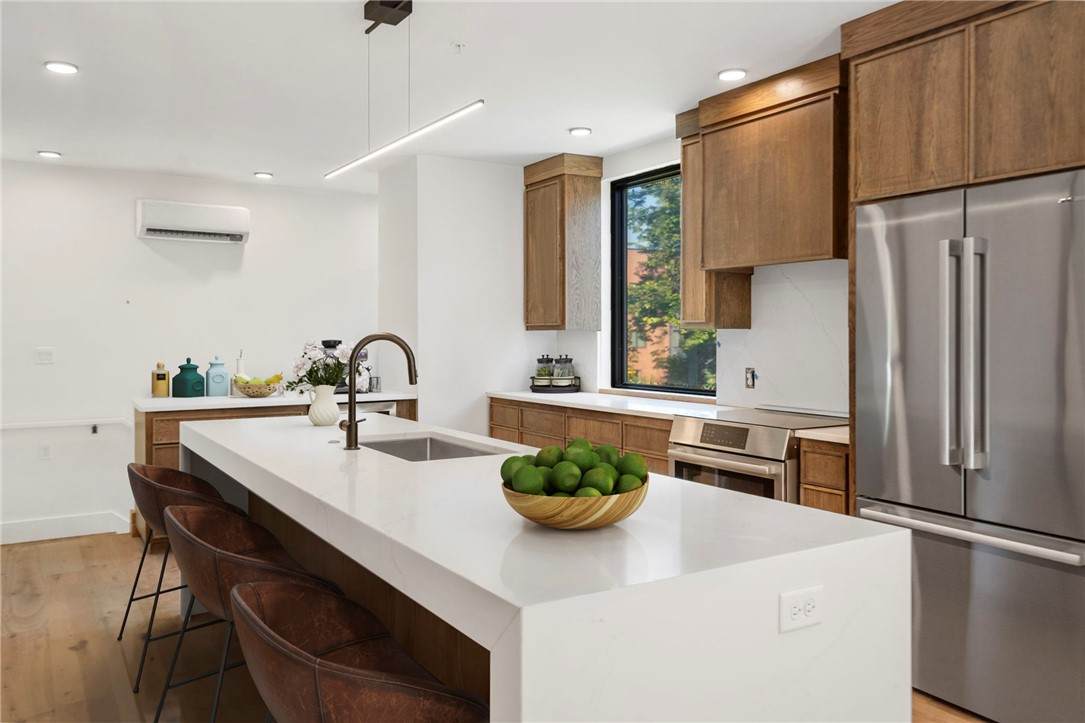 319 Market Alley - Photo 1