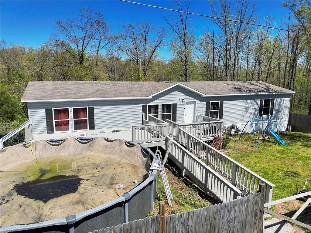 469581 815 Road - Photo 1