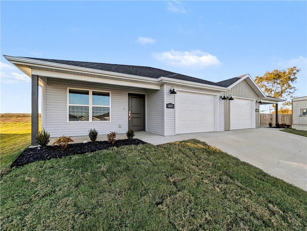 6617 & 6619 Altus Street - Photo 1