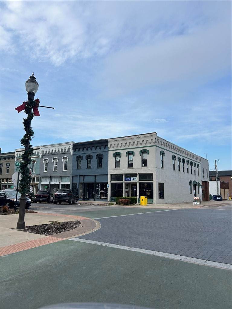 101 Walnut Street - Photo 1