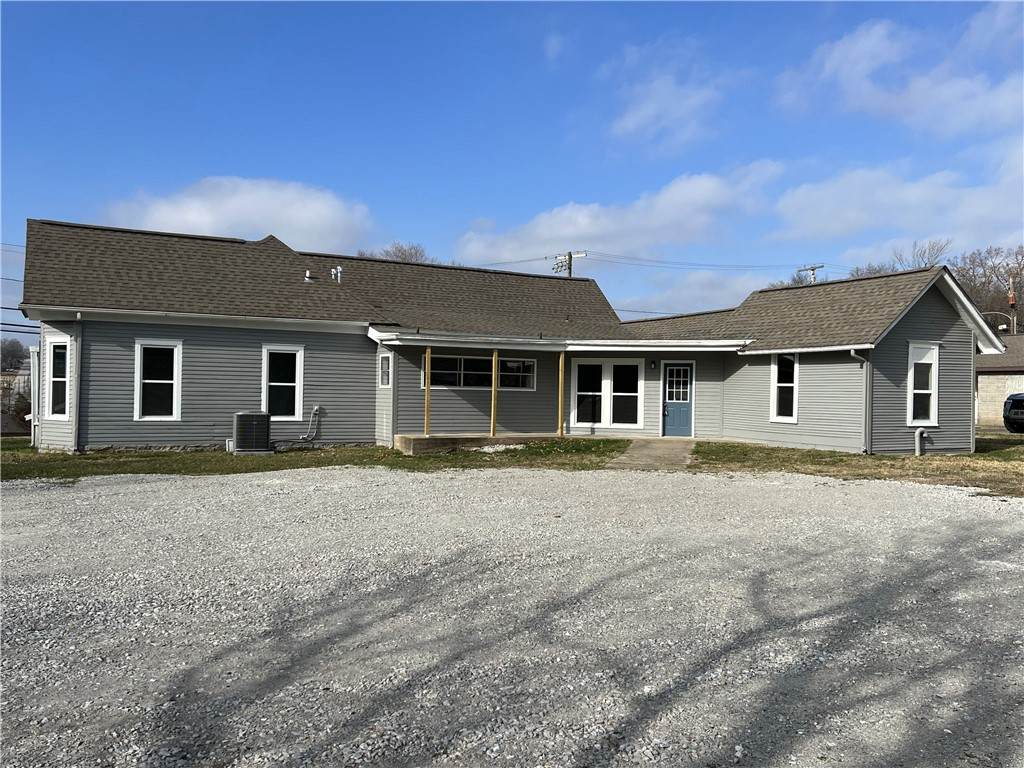 301 Chestnut (Aka. Highway 7 North) Street - Photo 1