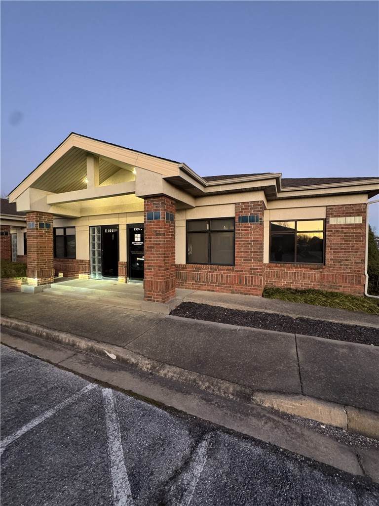 3291 Thompson Street - Photo 1