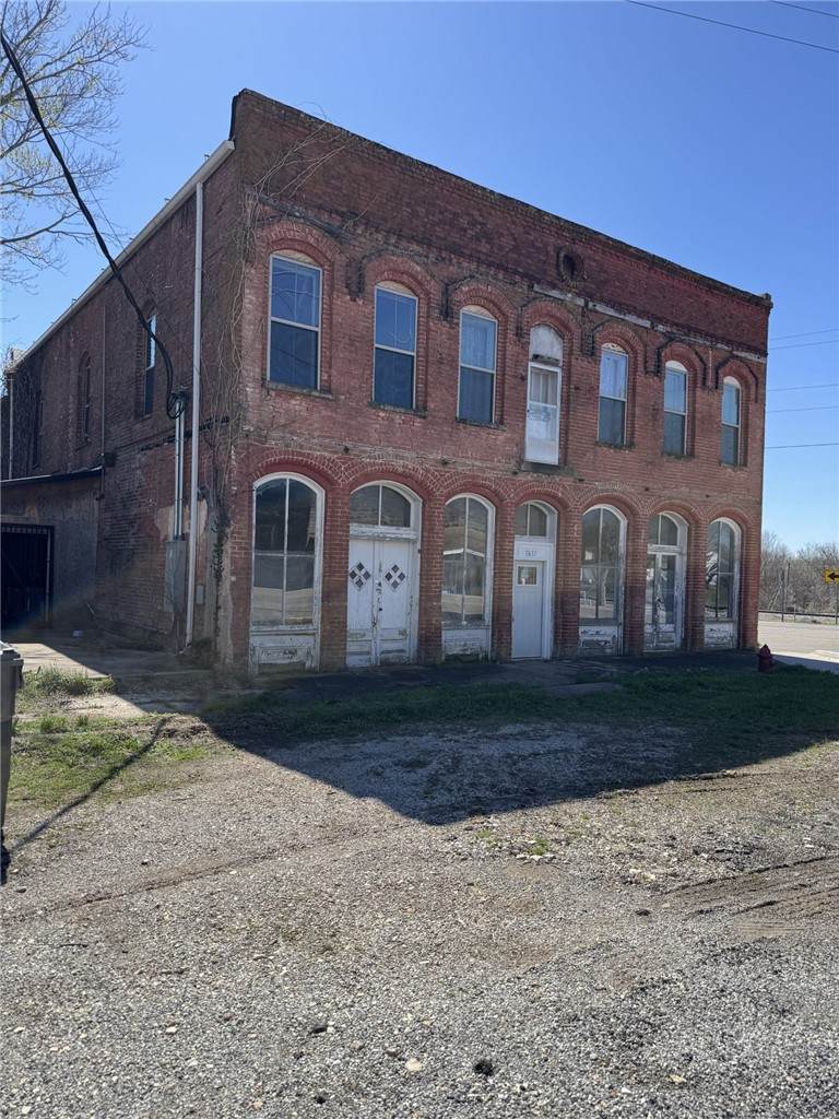 7637 North Street - Photo 1