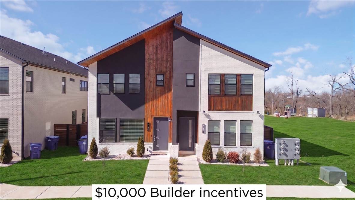 1149 Monroe Street - Photo 1