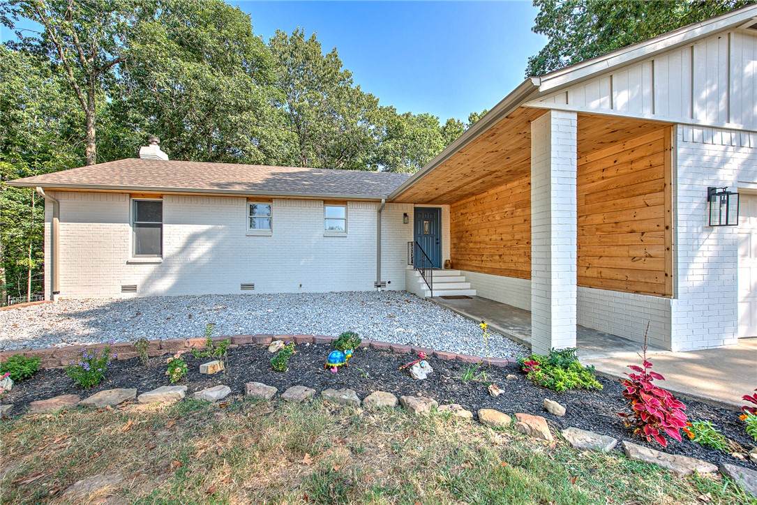 3960 Highway 264 - Photo 1