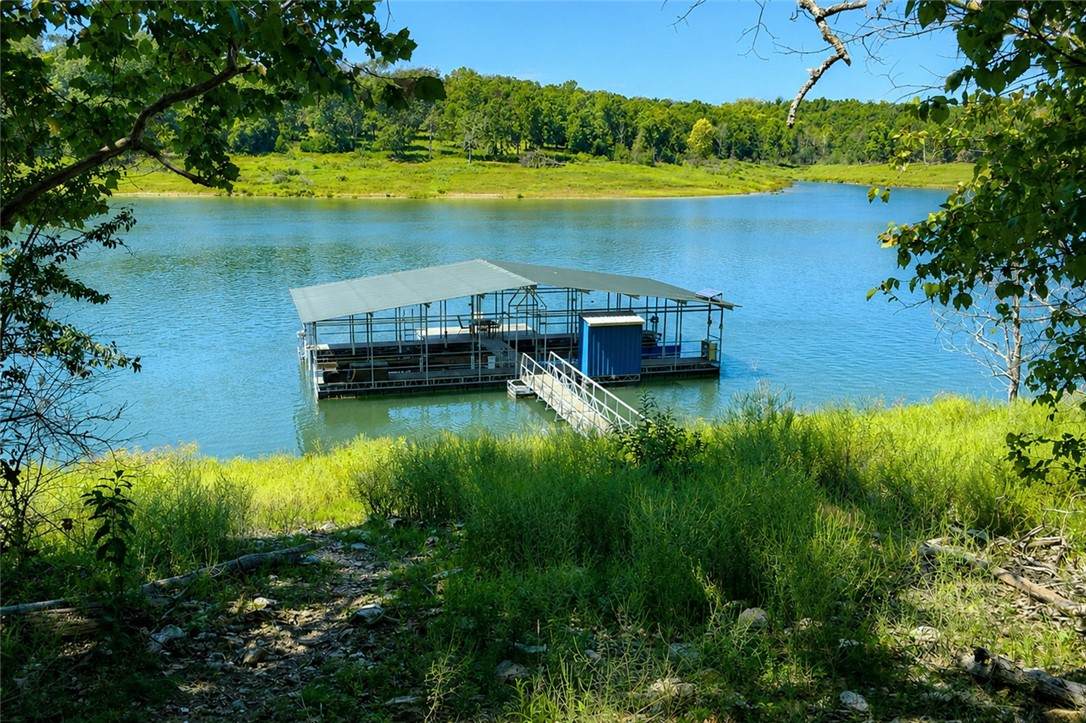 https://bt-photos.global.ssl.fastly.net/arkansas/orig_boomver_1_1360817-2.jpg