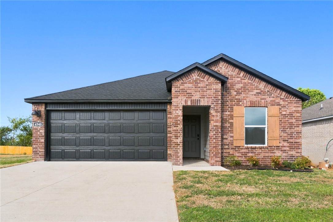 4401 Tulip Avenue - Photo 1