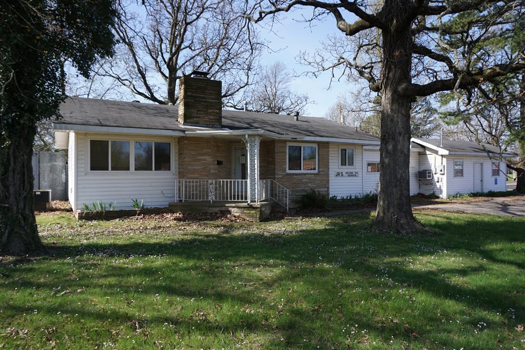 1817 W Huntsville Ave - Photo 1