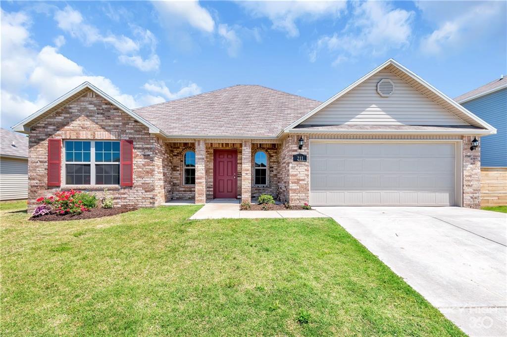 211 Cherrywood Cove - Photo 1