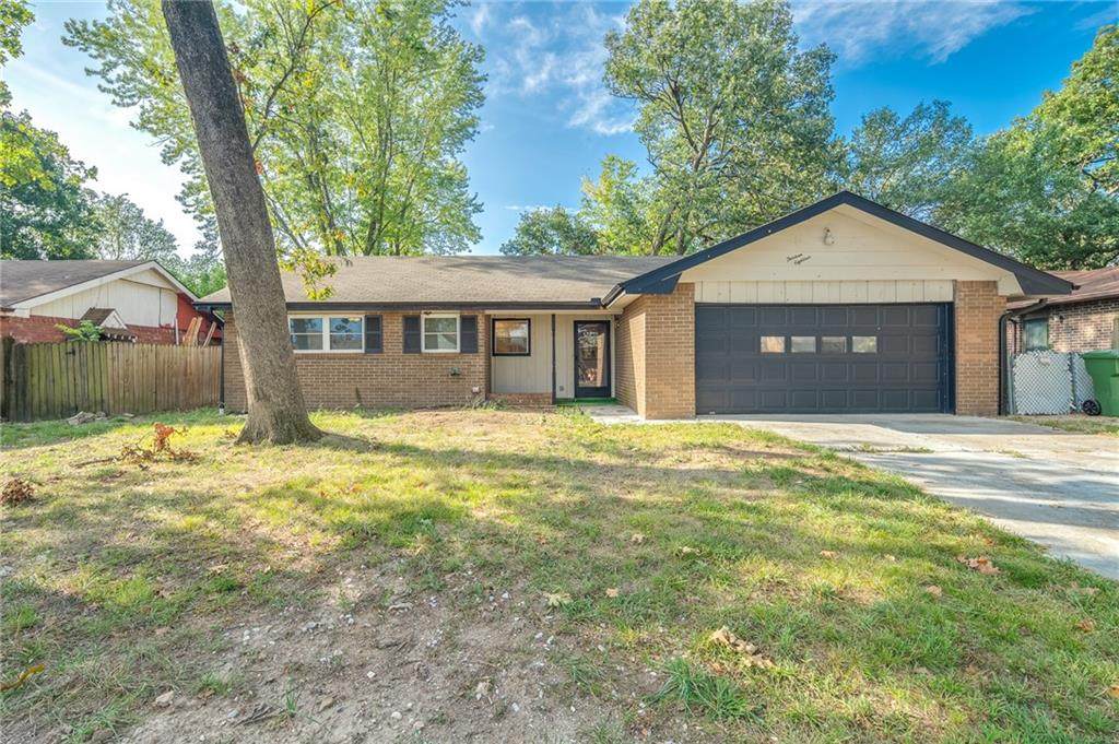 1318 Rolling Oaks Drive - Photo 1