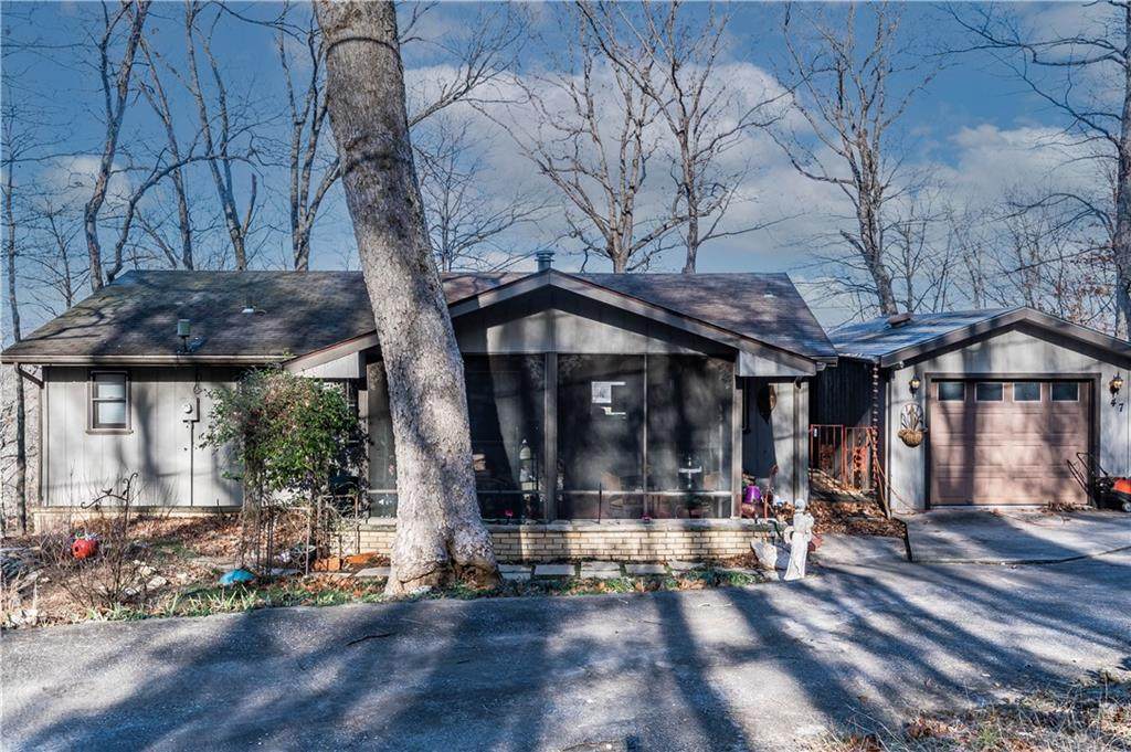 47 Twin Peak Drive - Photo 1