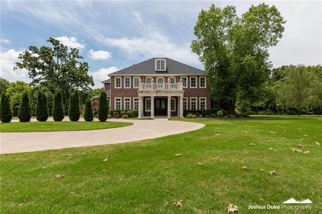 10739 Sagamore Lane - Photo 1