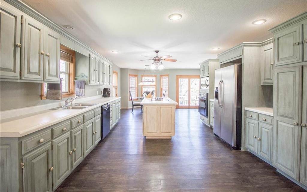 9382 Grimes Drive - Photo 1
