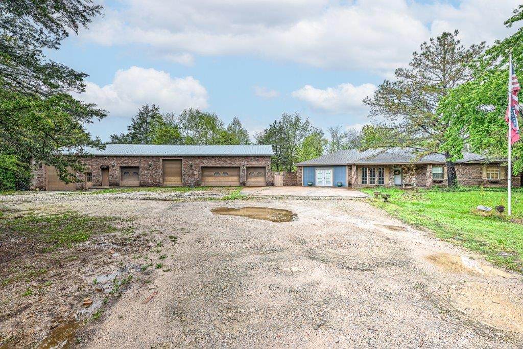 1239 Cloverdale Road - Photo 1