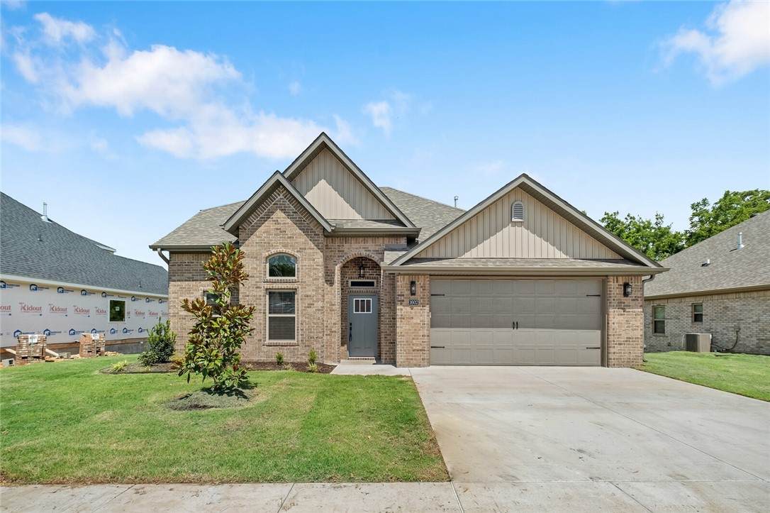 1602 Dawes Street - Photo 1
