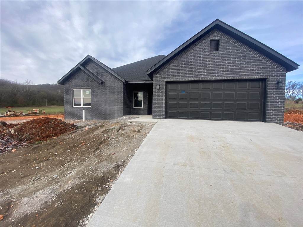327 Smith Street - Photo 1