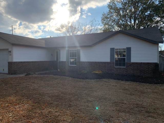 1391 Genoa Avenue - Photo 1