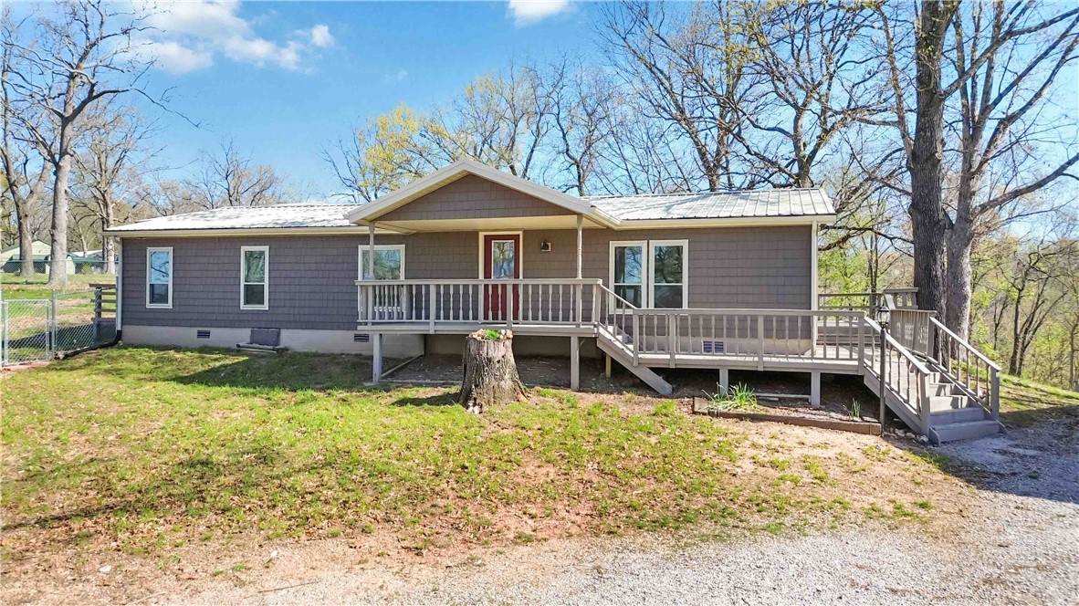 231 County Road 1522 - Photo 1