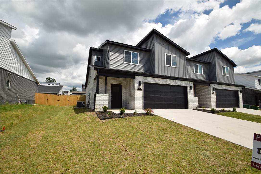 723 Sun Meadows Loop - Photo 1