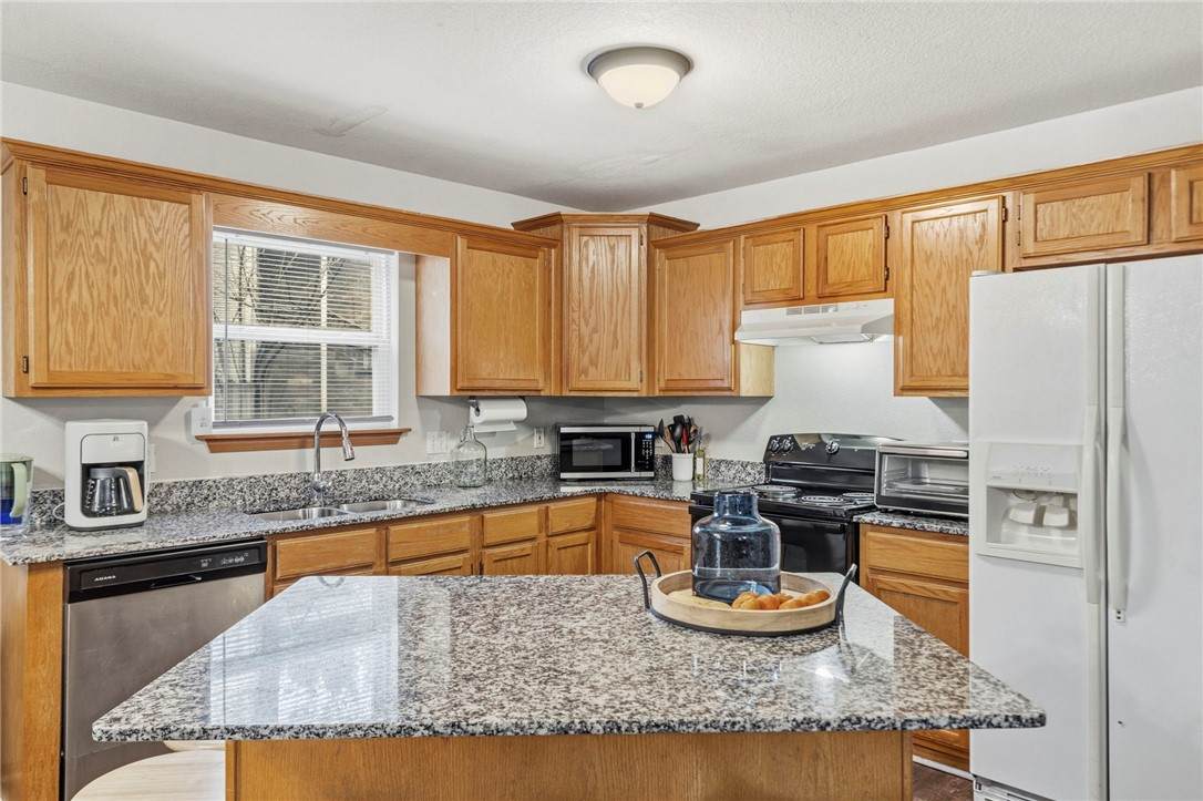 2252 & 2254 Cinnamon Way - Photo 1