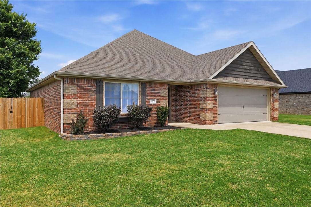 1021 Sienna Drive - Photo 1