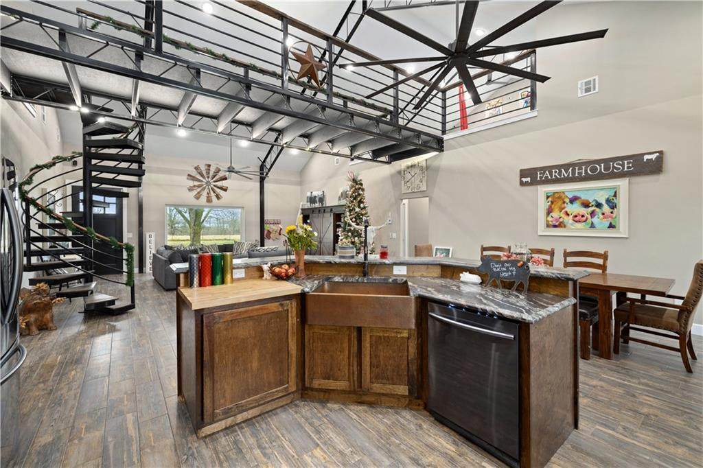 20356 Groth Road - Photo 1