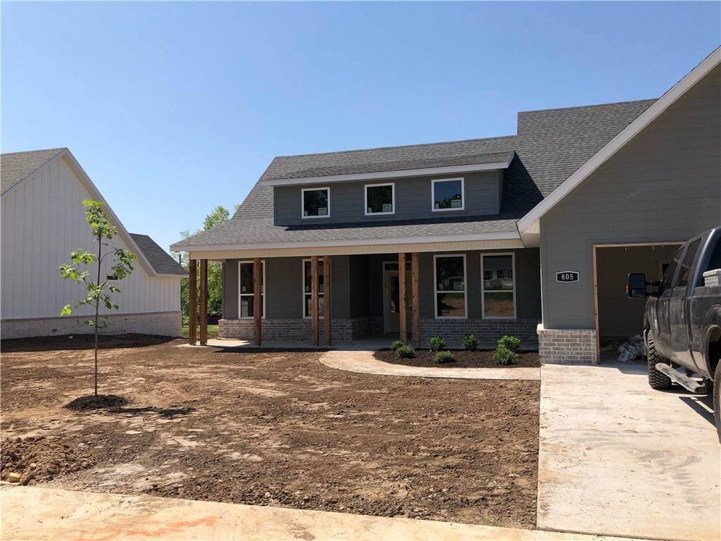 805 Mueller Way - Photo 1