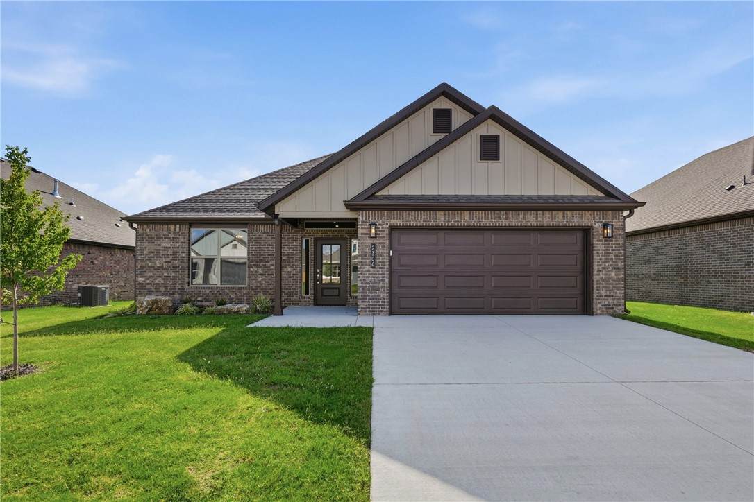 2304 Lexington Street - Photo 1