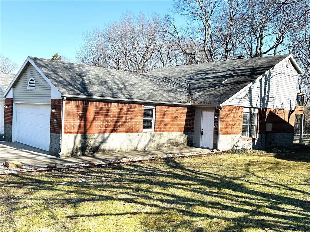 2062 Kantz Lane - Photo 1