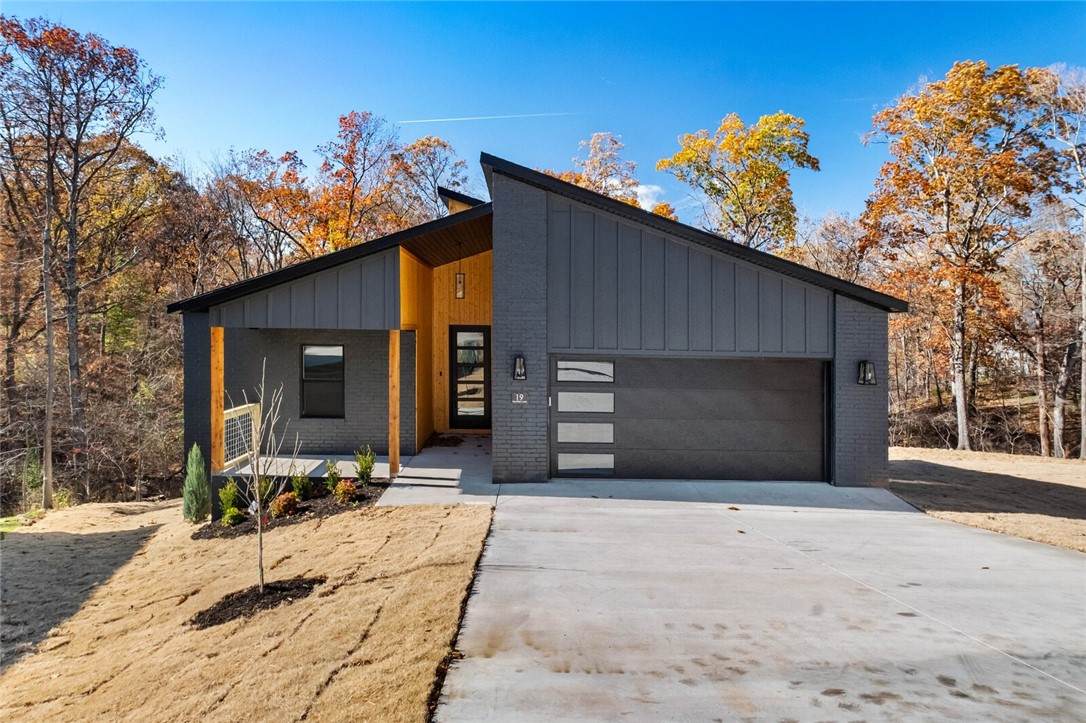 19 Dumfries Lane - Photo 1